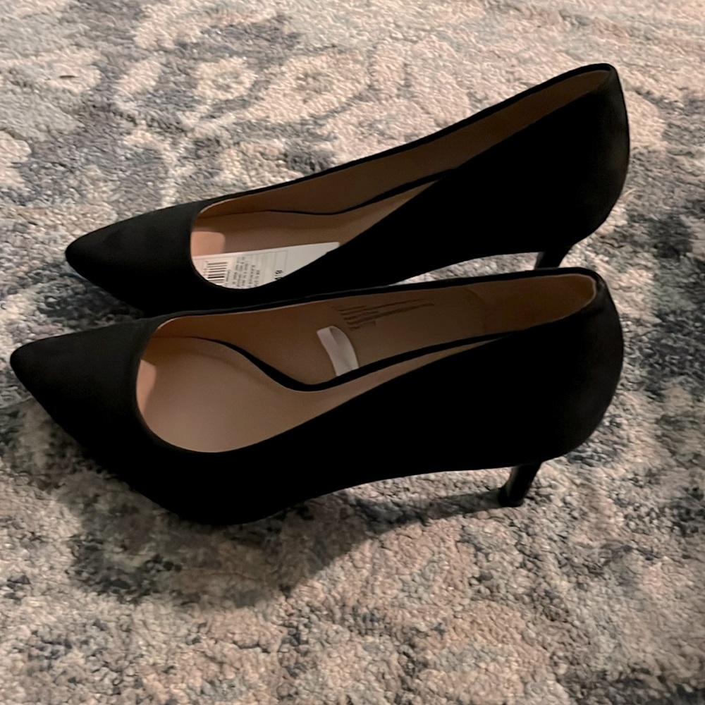 Black Pumps New with Tag